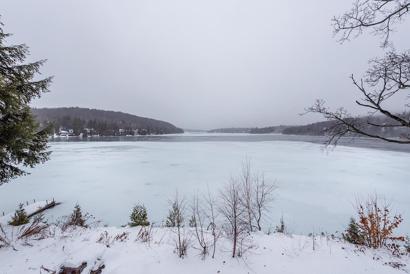 Breathtaking Lake View With Spa Chalet 360 Chertsey Extérieur photo