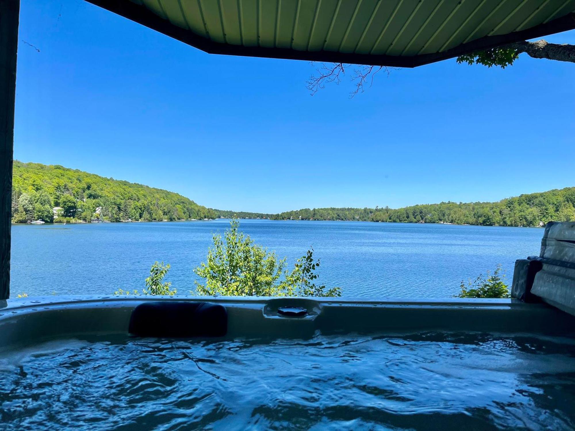 Breathtaking Lake View With Spa Chalet 360 Chertsey Extérieur photo