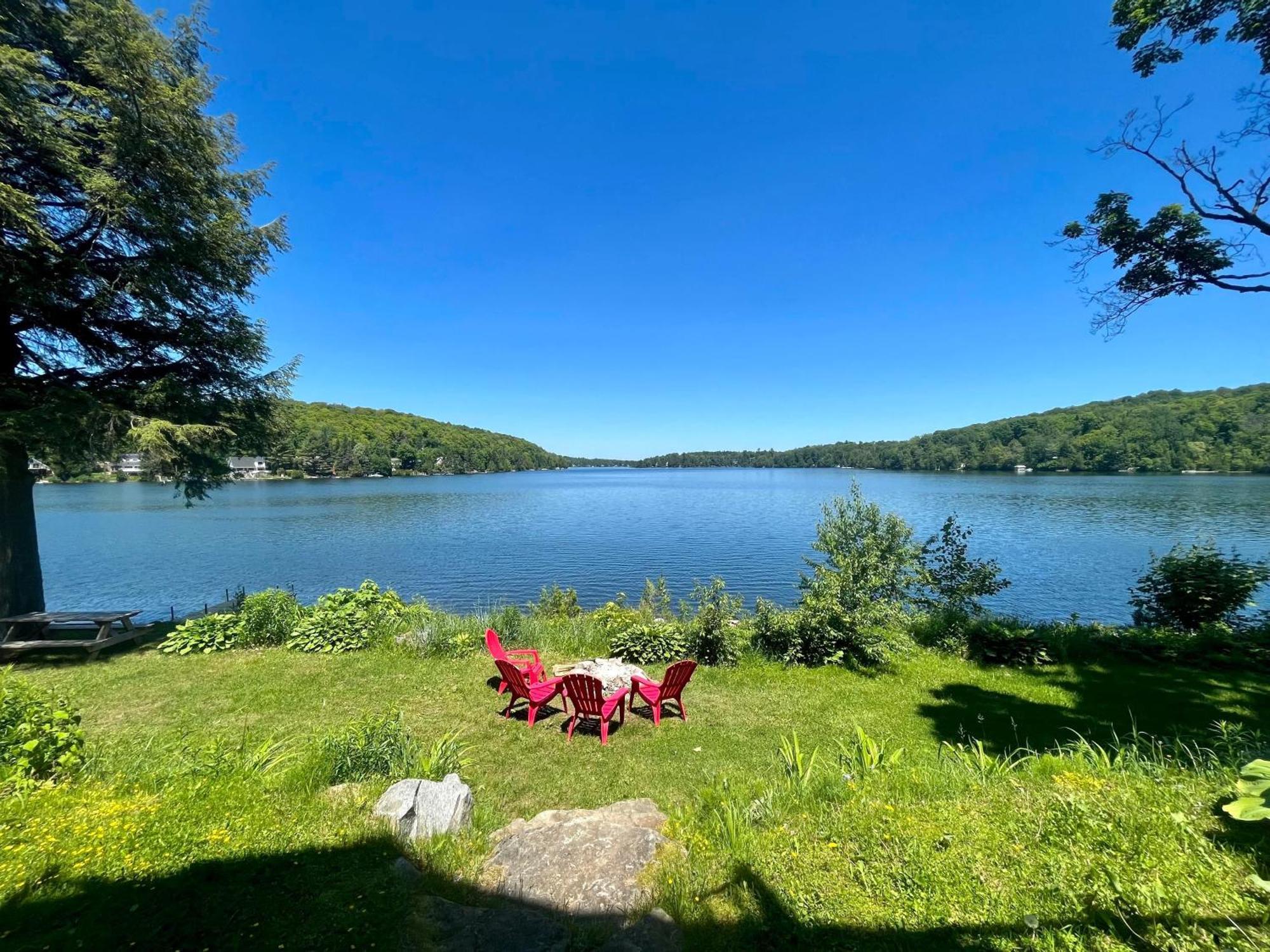 Breathtaking Lake View With Spa Chalet 360 Chertsey Extérieur photo